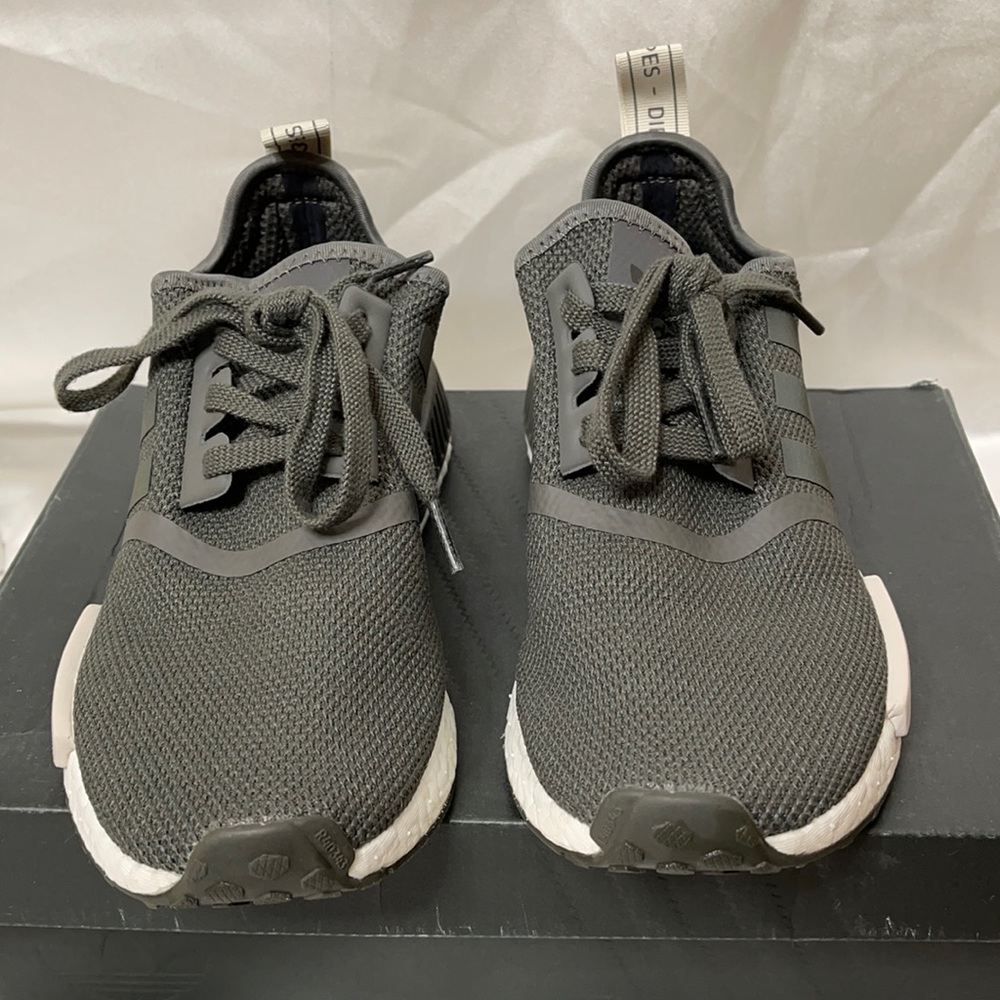 NMD_R1 W shoe